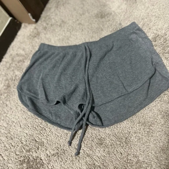 Comfy Shorts - Picture 1 of 3